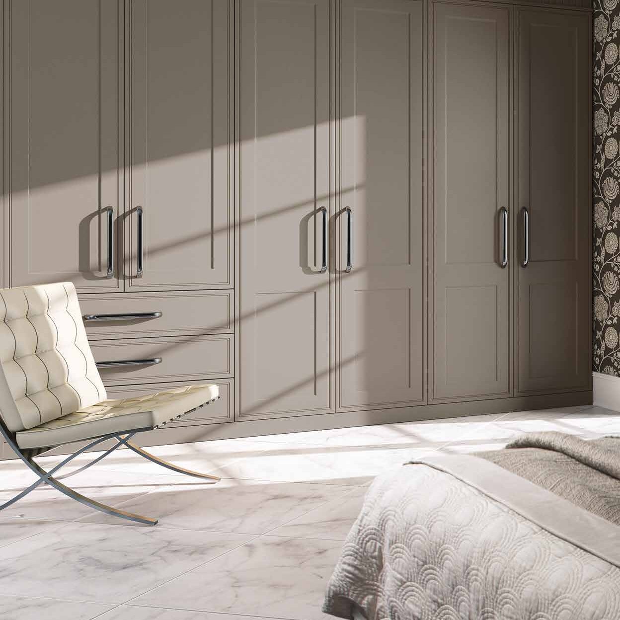 Hinged wardrobe doors in mood grey