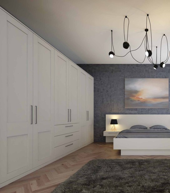 Hinged wardrobe doors