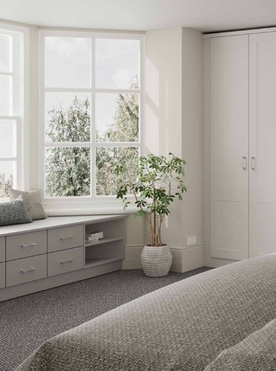 Tips and Ideas for hinged wardrobes and doors.