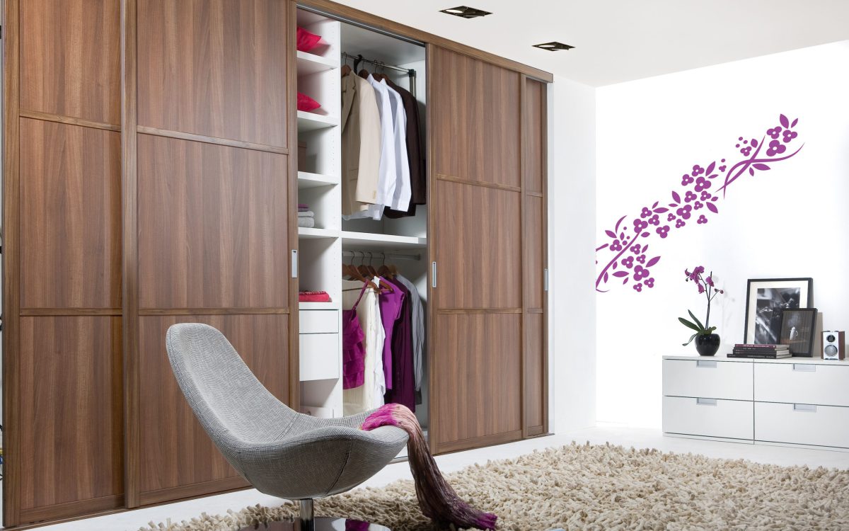 Natural Finishes sliding wardrobe doors